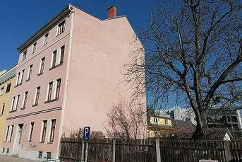 * Lend - helle ruhig gelegene 4,5 Zimmer Wohnung in guter zentraler Lage *