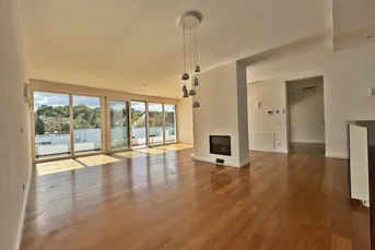 Moderne Wohnung mit Hauscharakter Garten- und Poolbenützung