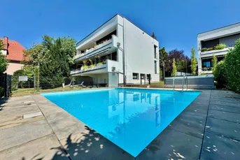 *PREISREDUKTION* Terrassenwohnung mit Hauscharakter // Gartenflächen &amp; Outdoorpool vor der Tür
