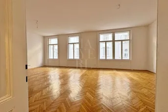 Sehr schöne und sanierte Altbauwohnung nähe Krugerstrasse