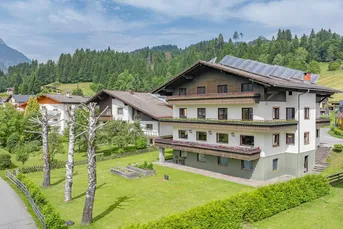 großzügige Pension in sehr guter Lage