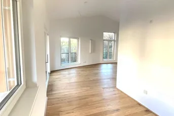 Wohntraum am Schlosspark: 3-Zimmer Dachgeschoss Wohnung mit Terrasse