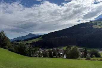 2 Familienhaus mit schönem Grundstück. So ein Schnäppchen gibt es nur bei uns !