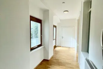 Sanierte 3-Zimmer-Wohnung mit Balkon am Marienplatz- Provisionsfrei!