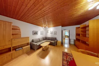 Helle 3-Zimmer-Wohnung mit Grünblick am Kaisermühlendamm