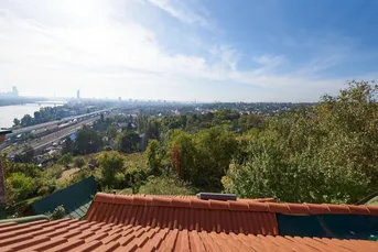 Generalsaniertes Jahrhundertwendehaus mit Wienblick und traumhaftem Garten in Nussdorf