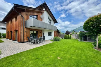 Neuwertiges Einfamilienhaus mit schöner Aussicht