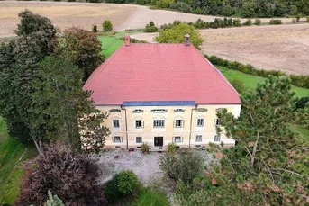 Althofen: 7.500m² Park mit wunderschönem Schloss