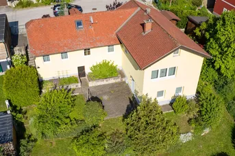 Purkersdorf / Zentrumsnähe - Wohnhaus mit zwei Wohneinheiten &amp; viel Potential