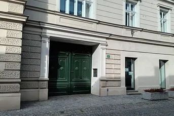 Top Geschäftslokal im Zentrum von Langenlois!