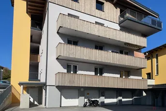 3 Zimmer Wohnung mit sonnigen Balkon