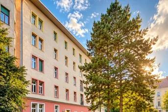 Altbaujuwel mit Balkon – Eleganz, Charme &amp; Wohnqualität im Herzen von Graz