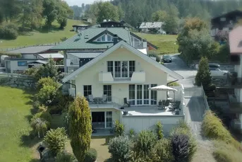 Großzügiges und stilvolles Wohnen mit exklusiver Spa-Etage