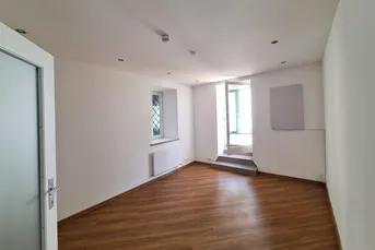 Stadt-Büro/ Studio mit Wintergarten!