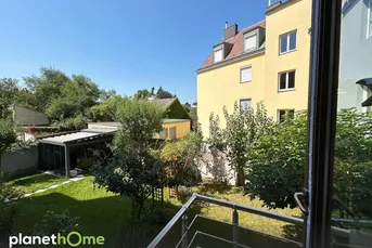 Gartenseite/verglaste Loggia/Grünblick/moderate BK