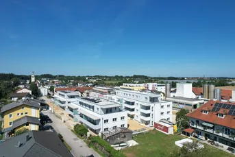 Sattledt | Hauptstraße - 14.09. Tag der offenen Tür - Neubau mit Tiefgarage, Lift, Dachterrasse und PV-Anlage - werthaltige Ziegelmassivbauweise - jetzt informieren!