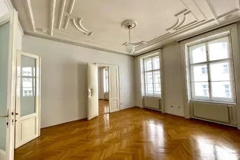 Lichtdurchflutetes Repräsentatives Büro: Gründerzeit-Charme an der Staatsoper