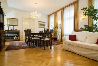 Luxuswohnung mit viel Raum, und dazu Dachbodentraum!