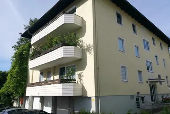 Sonnige 4,5 Zi-Maisonette Wohnung mit Terrasse und Garage- Kainahe Lage Aigen