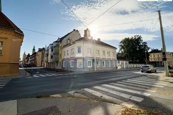300 m² Büro- / Wohn- / Geschäftshaus in bester Lage! 
mit Ausbau-Potential
