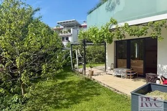 PREMIUM - zentrale Ruhelage mit entzückendem Garten