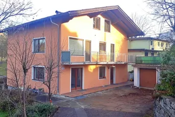 Grundstück mit gut vermietetem Altbestand &amp; Baubewilligung für 4 Einheiten (Um-/Zubau)