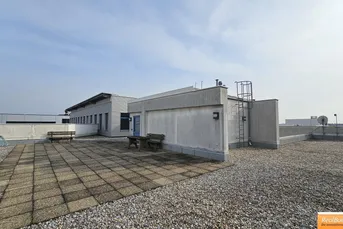 BÜRO / PRAXIS / KANZLEI / TRAININGSRÄUME MIT GROSSER GEMEINSCHAFTSTERRASSE