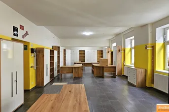 ABLÖSEFREIES BÜRO IN TOPZUSTAND IN DER FERNKORNGASSE