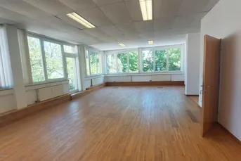 Büro oder Ordination in ruhiger Salzachlage in Salzburg Stadt mieten