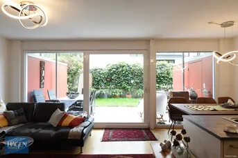 Wohnen auf zwei Etagen: Maisonette mit Garten und Terrasse in Lustenau