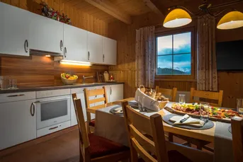 Touristische Vermietung! Geräumiges 3-Zi. Appartement | Ski-In &amp; Ski-Out