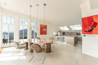 Einzigartiges Penthouse über zwei Stockwerke mit Privatpool und grandiosem Festungsblick