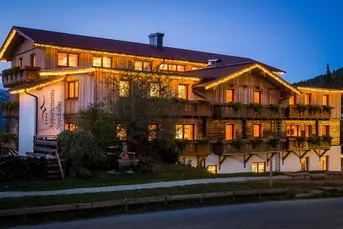 Touristische Vermietung! Geräumiges 3-Zi. Appartement | Ski-In &amp; Ski-Out