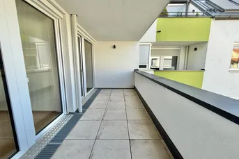 ERSTBEZUG - Moderne 2-Zimmer - ca. 58m² NFL - Einbauküche GESCHENKT - Loggia