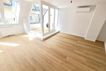 NEU und WOW! Familien-Wohnung im Dachgeschoss! Toll aufgeteilt + Zentrumsnah + 3 Zimmer mit Terrasse + Frisch saniert + Hauseigene Tiefgarage! Besser geht es nicht....