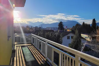 4-Zimmer-Gartenwohnung mit Berg- u. Stadtblick