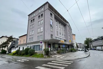 Großzügiges Atelier in Salzburg – ideal für Kreative &amp; Start-ups