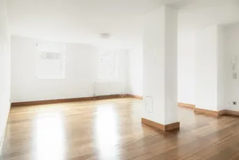 Attraktive 2,5-Zimmer-Dachgeschoßwohnung in zentraler Stadtlage