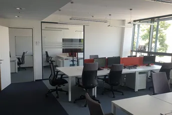 Büro in modernem, energieeffizientem Bürohaus, U-/S-Bahn-Anbindung, Stellplätze