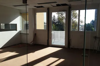 Büro, Kühlgeräte, Lastenlift, Anlieferzone