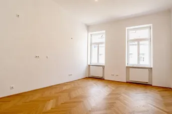 Altbaucharme trifft modernes Wohnen - Top sanierter Erstbezug