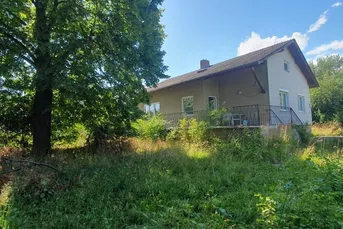 3484 Grafenwörth - Solides Massivhaus mit Riesengrund !