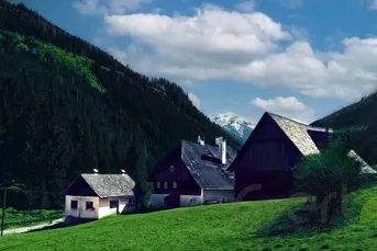 "Bauernsacherl" im ursprünglichen Tal – ein Geheimtipp für Liebhaber traditioneller Architektur