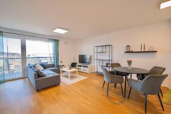 Terrassenwohnung mit Fernblick und City-Flair