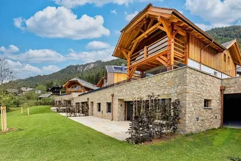 Exklusives Haus mit Garten, Seeblick und alpinem Charme - Weisse Wand Weissensee