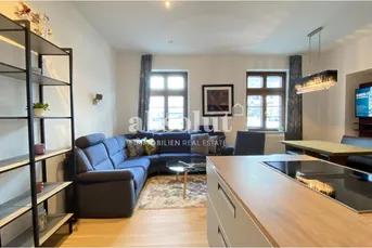 Neu renovierte Ferienwohnung, ca. 93 m² Wfl., 3 SZ im Zentrum von Zell am See! Tourist. Vermietung!!