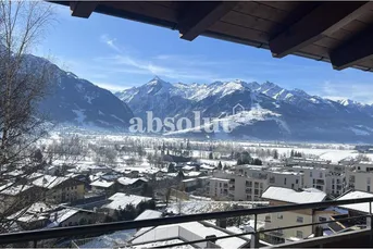 Wie neu! Renovierte und sonnige Fewo mit Bergblick! 2,5 SZ, Sauna, großer Balkon &amp; Doppelgarage