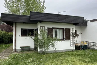UFERPARZELLE - kleines massives Ferienhäuschen mit privaten Uferbereich auf Pachtgrund