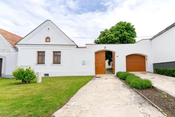 TRAUSDORF Exklusiver Streckhof mit Yogahaus – Wohnoase &amp; Arbeitsraum mit Stil in Trausdorf an der Wulka