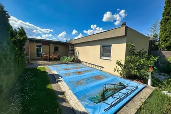 modernisierter, winterfester Bungalow mit Garage und Gartenhäuschen auf Pachtgrund in Neufeld am See zu verkaufen